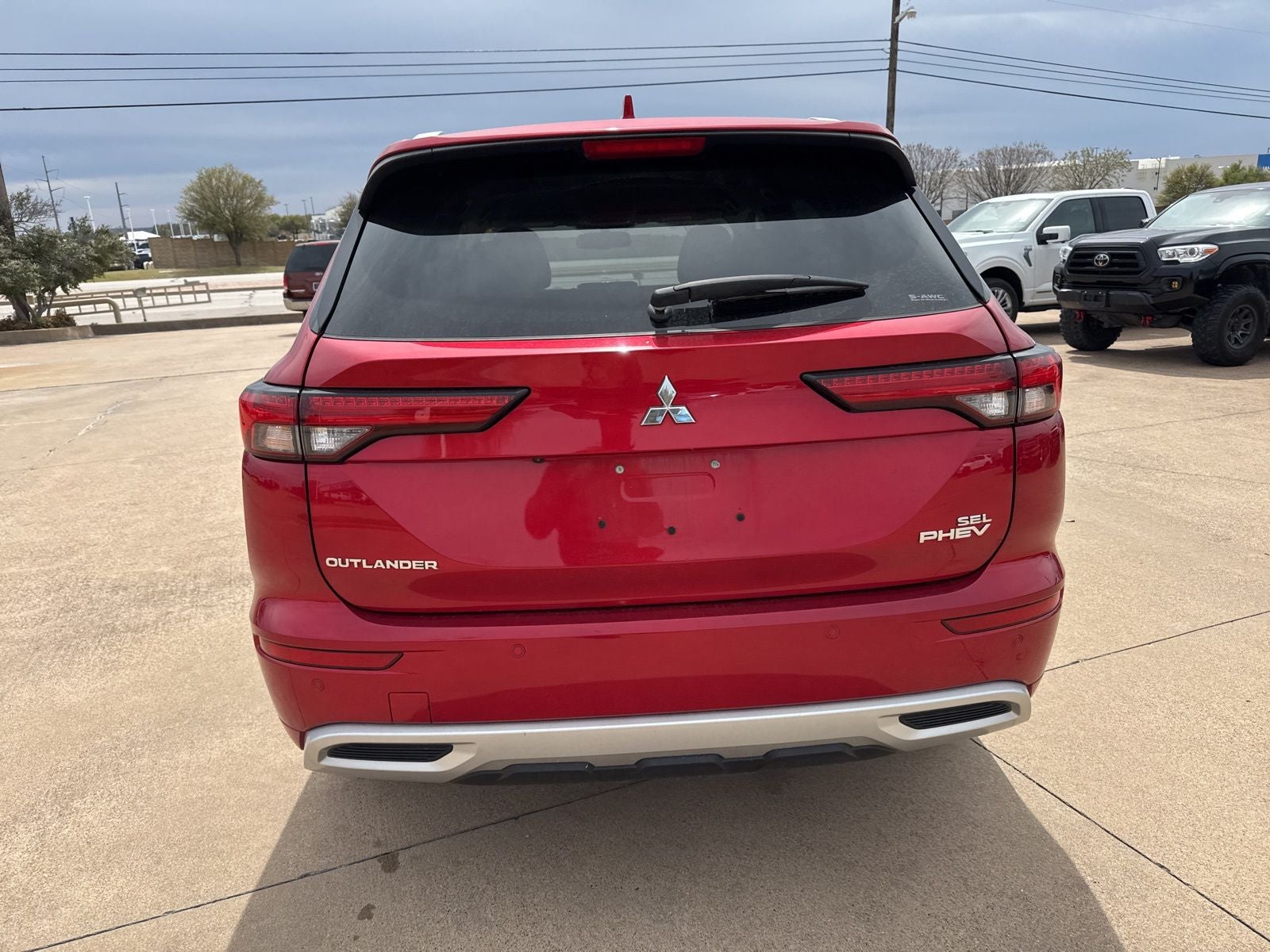 2023 Mitsubishi Outlander PHEV SEL