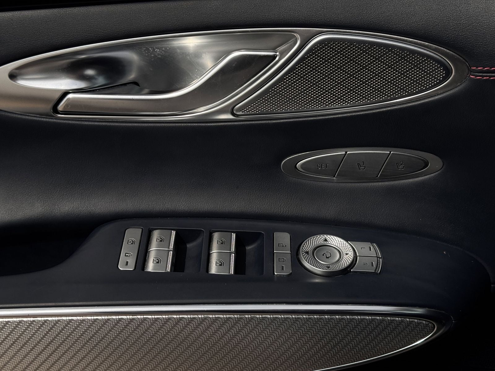 2023 Genesis GV70 2.5T