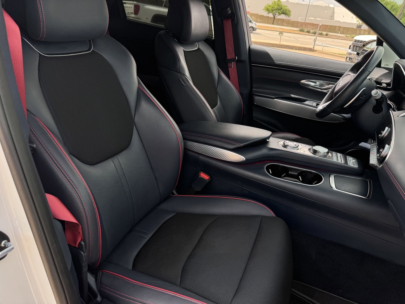 2023 Genesis GV70 2.5T