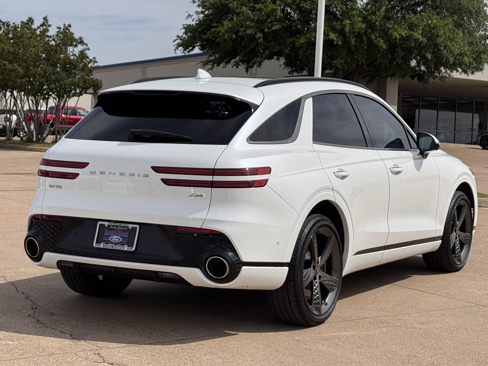 2023 Genesis GV70 2.5T