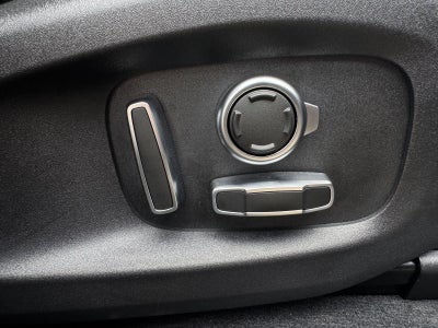 2023 Jaguar F-PACE SVR