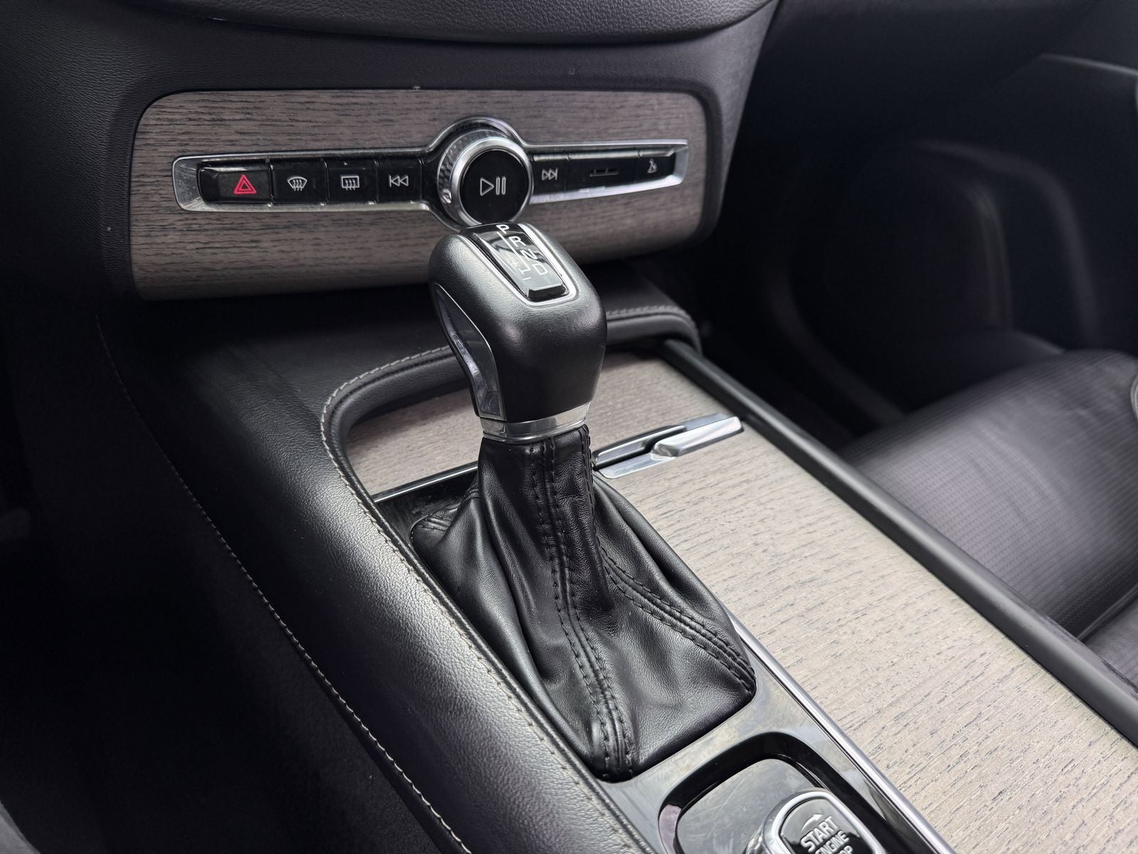 2021 Volvo XC90 T6 Inscription