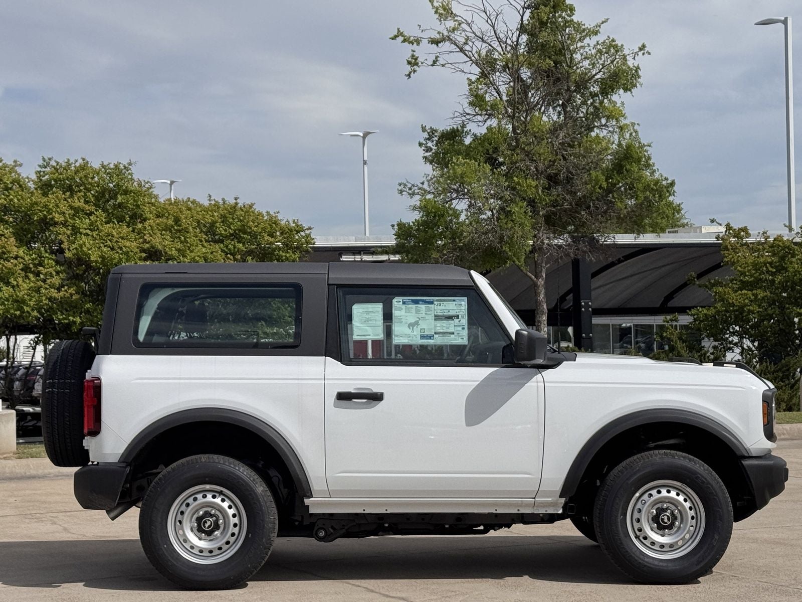 2026 Ford Bronco Base