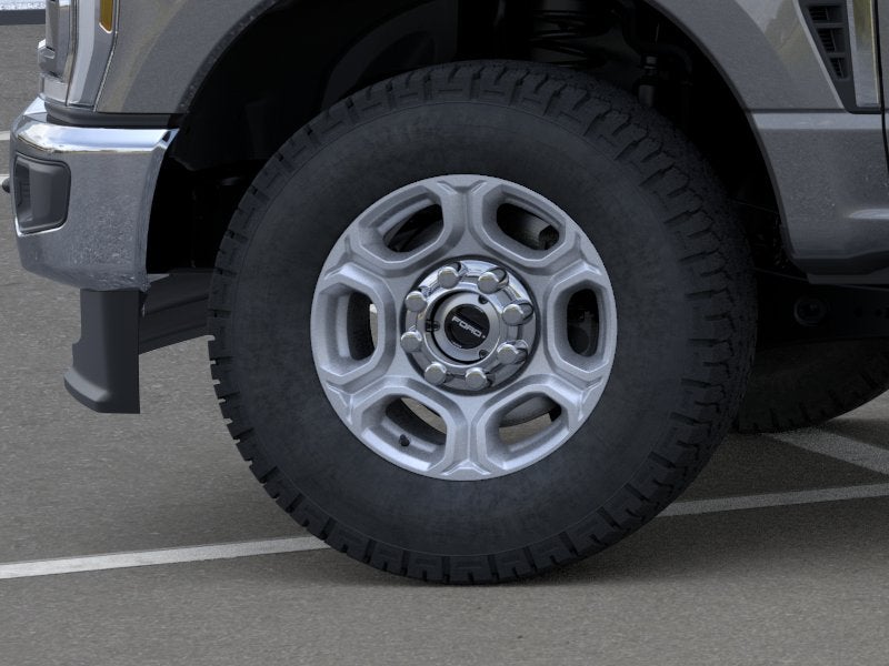 2026 Ford Super Duty F-350® XLT