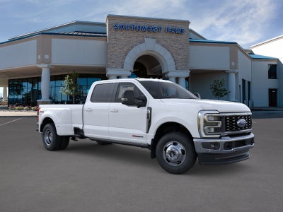 2026 Ford Super Duty F-350® Lariat®