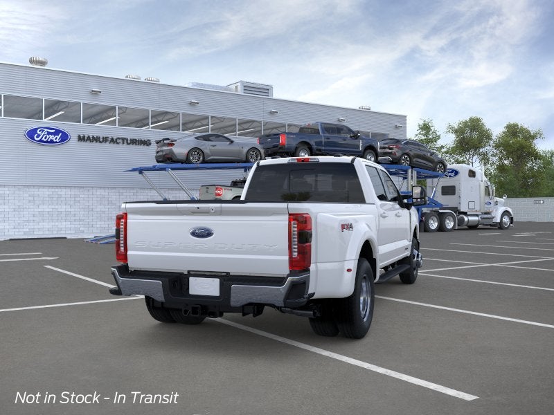 2026 Ford Super Duty F-350® Lariat®