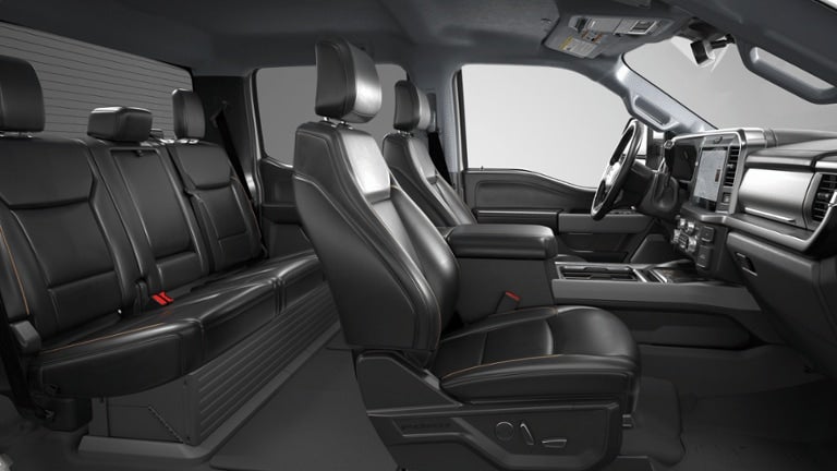 2026 Ford Super Duty F-350® Lariat®