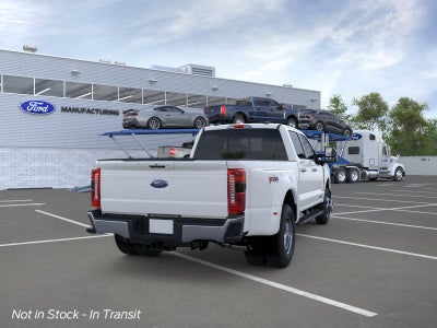 2026 Ford Super Duty F-350® Lariat®