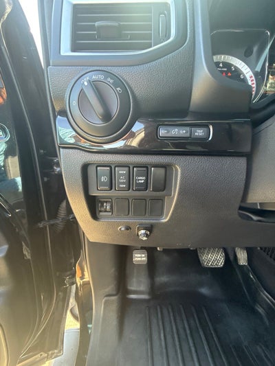 2019 Nissan Titan SV