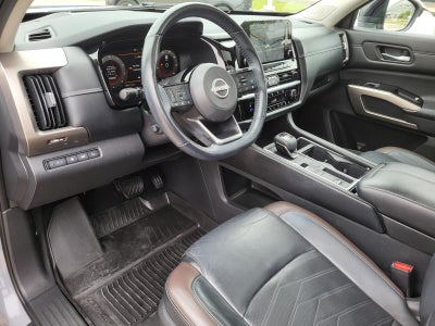 2022 Nissan Pathfinder Platinum