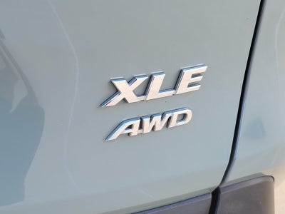 2021 Toyota RAV4 XLE