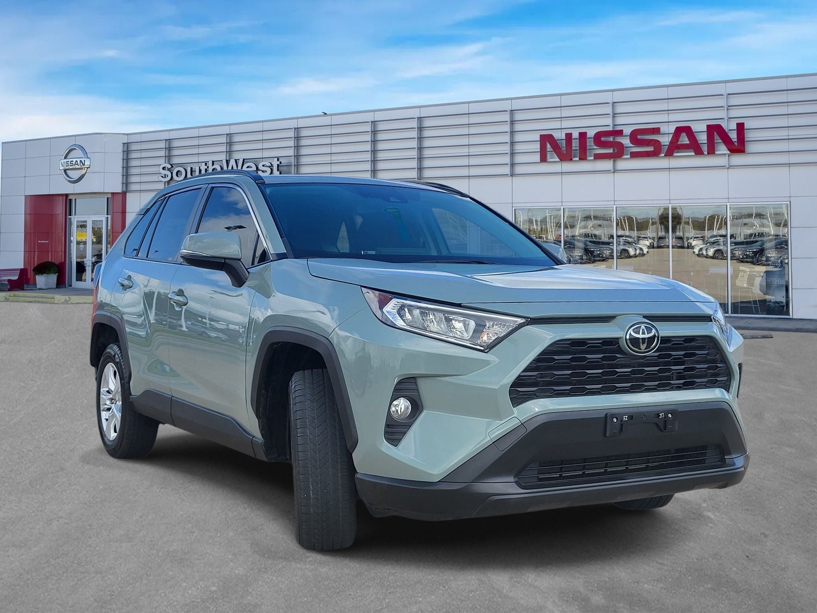 2021 Toyota RAV4 XLE