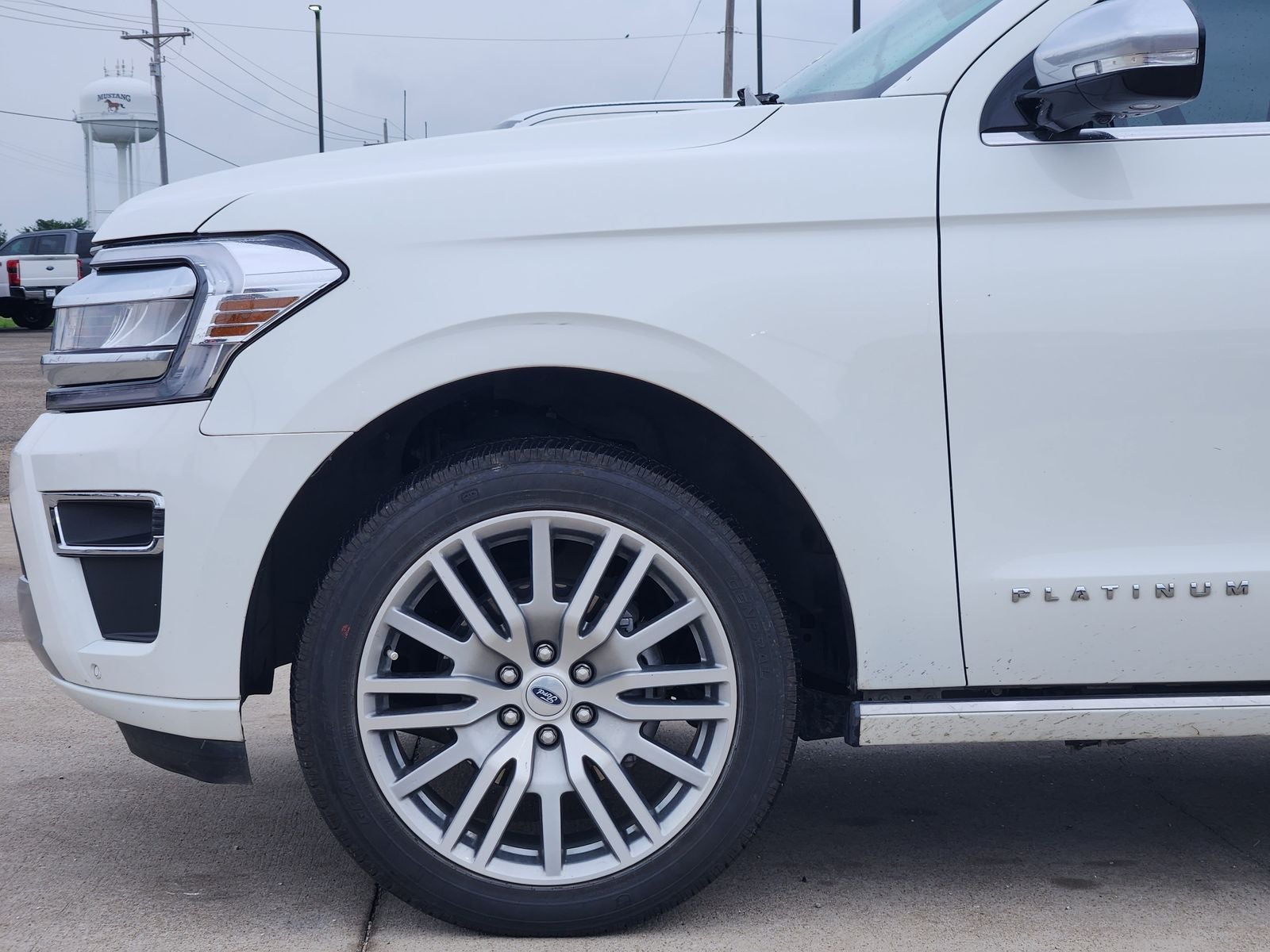 2023 Ford Expedition Max Platinum