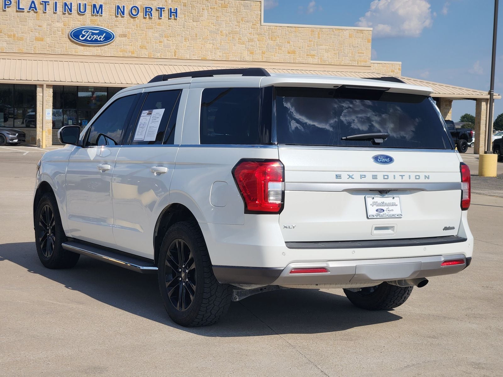 2023 Ford Expedition XLT