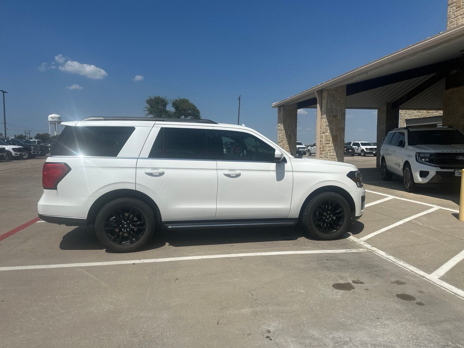 2023 Ford Expedition XLT