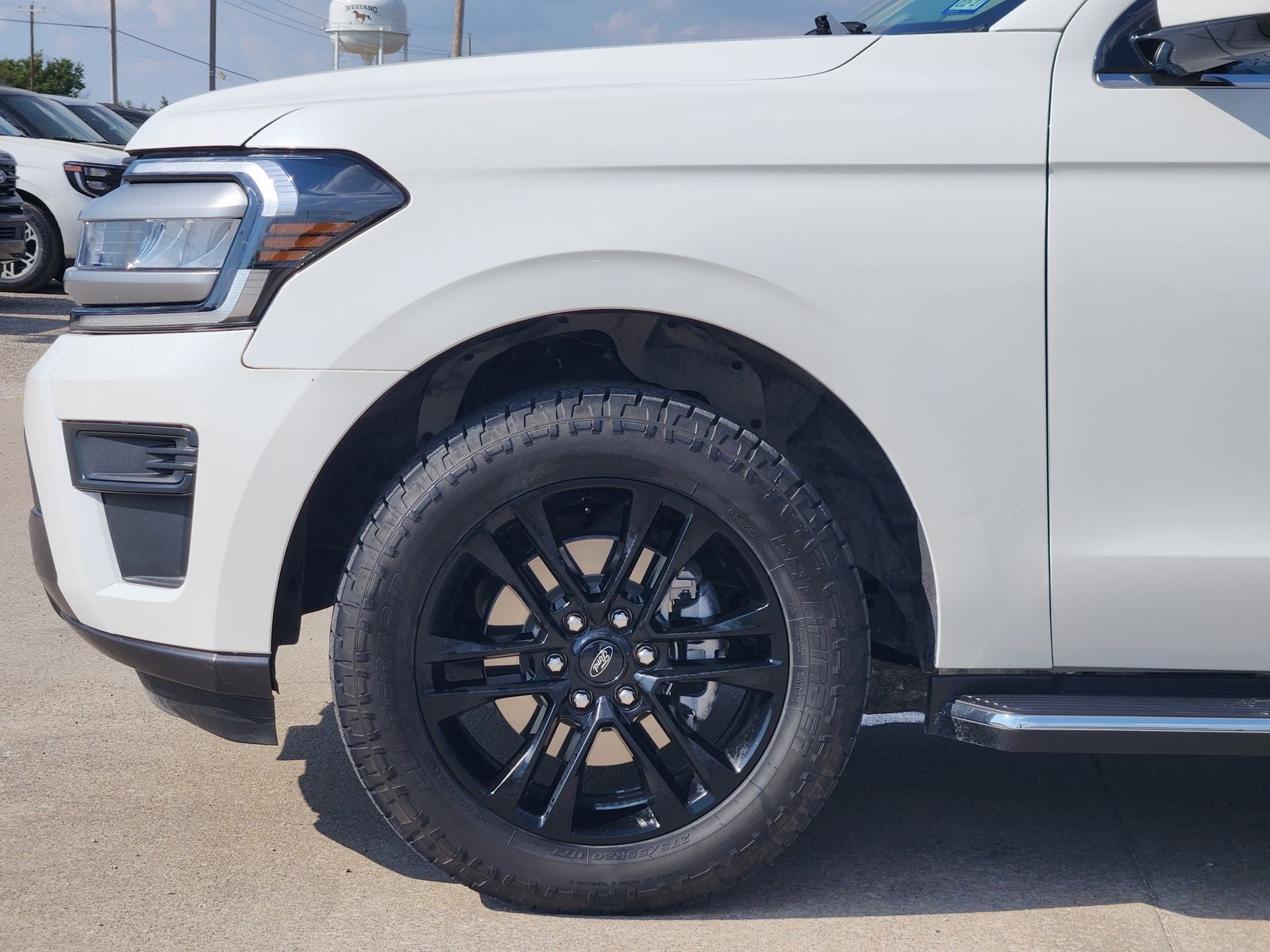2023 Ford Expedition XLT