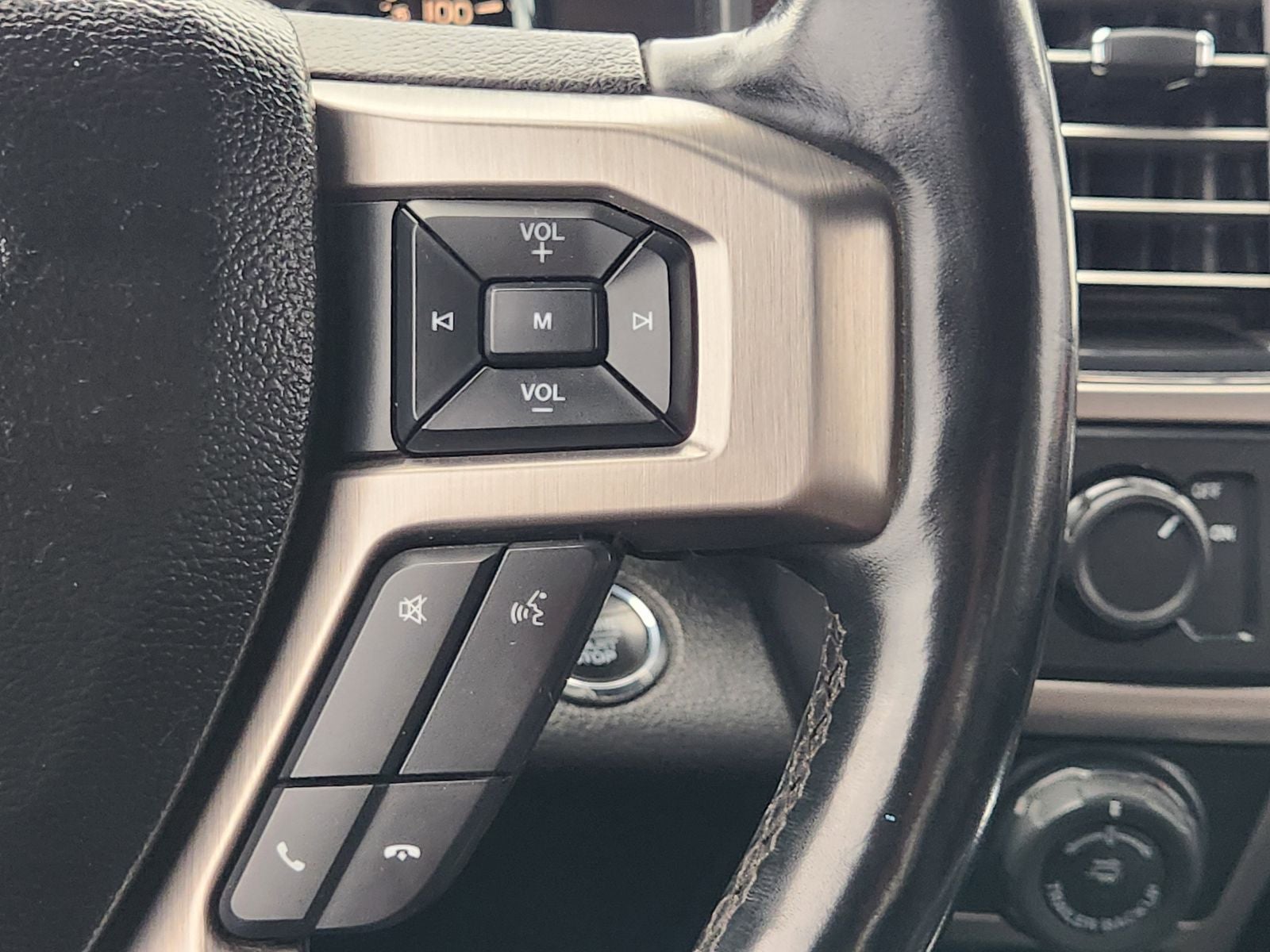 2017 Ford F-150 Platinum