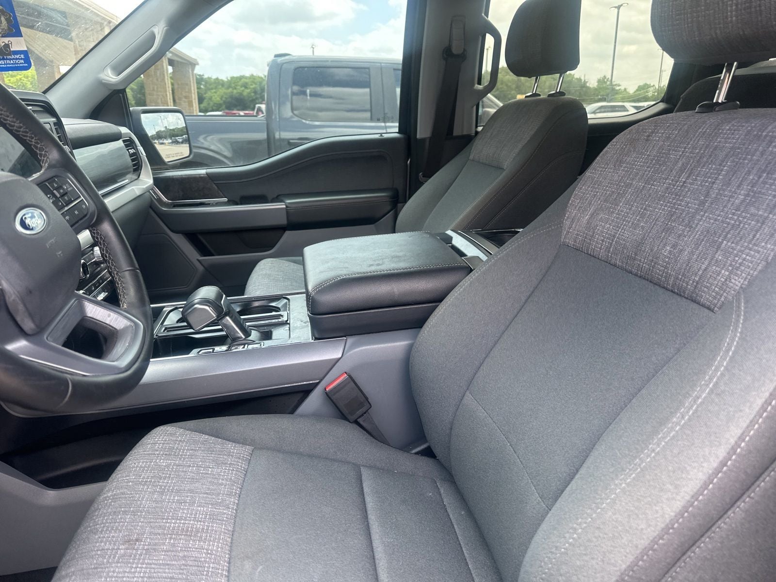 2023 Ford F-150 Lightning XLT