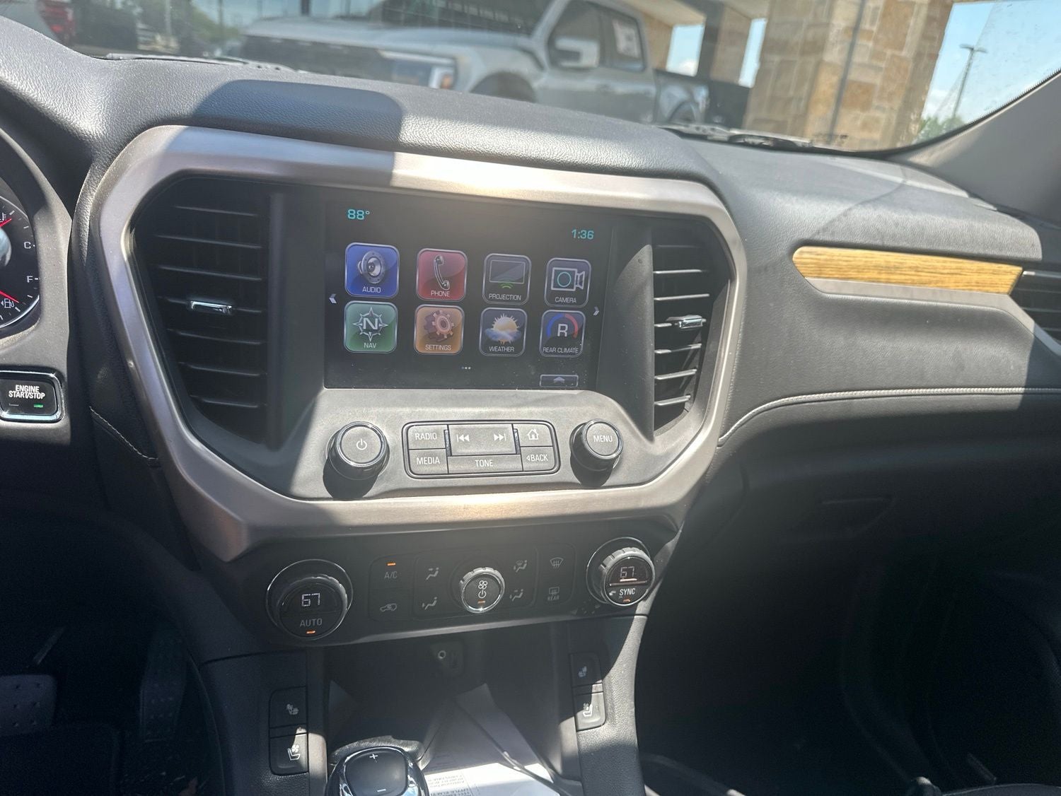 2017 GMC Acadia Denali