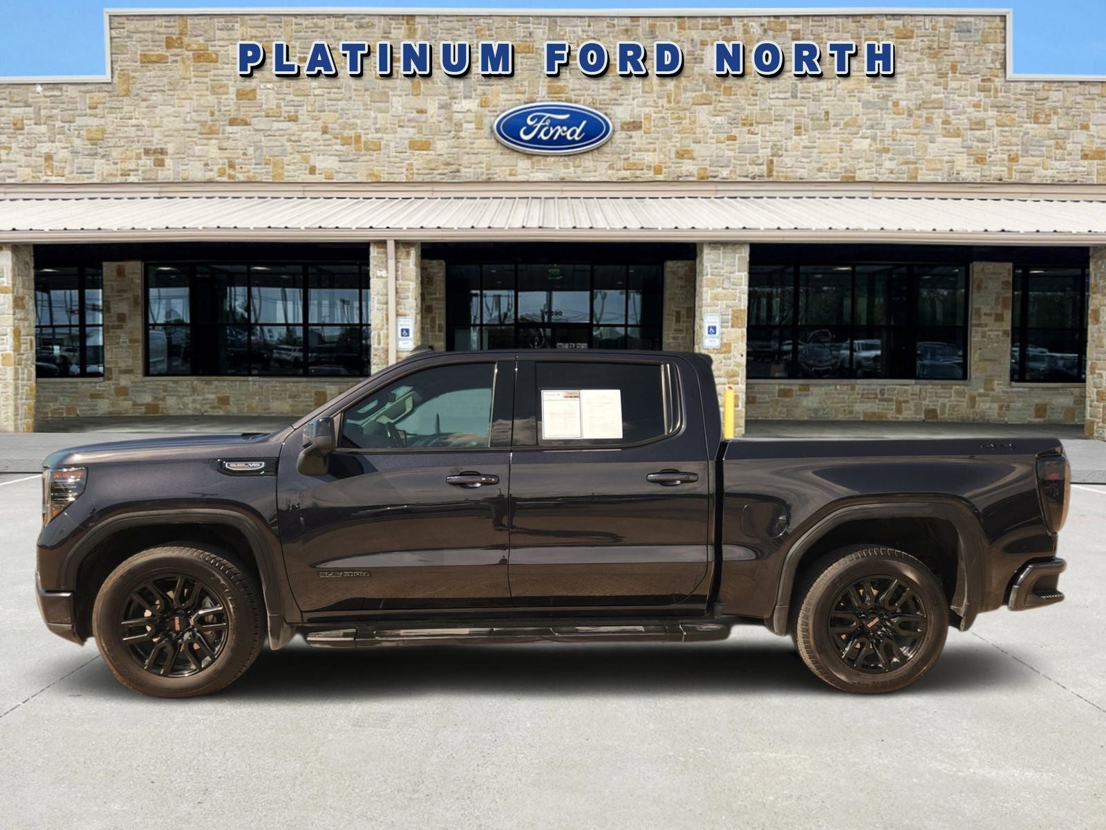 2025 GMC Sierra 1500 Elevation