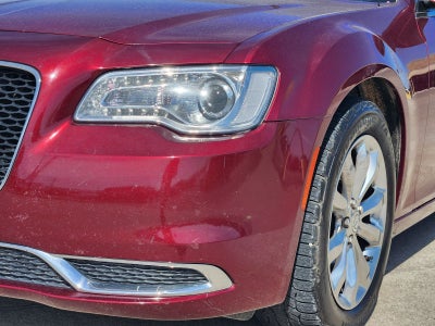 2017 Chrysler 300 Limited