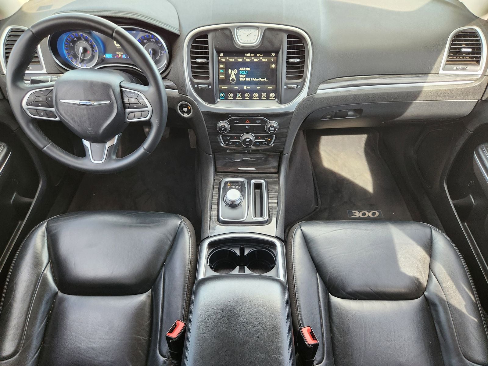 2017 Chrysler 300 Limited