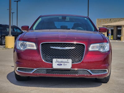 2017 Chrysler 300 Limited