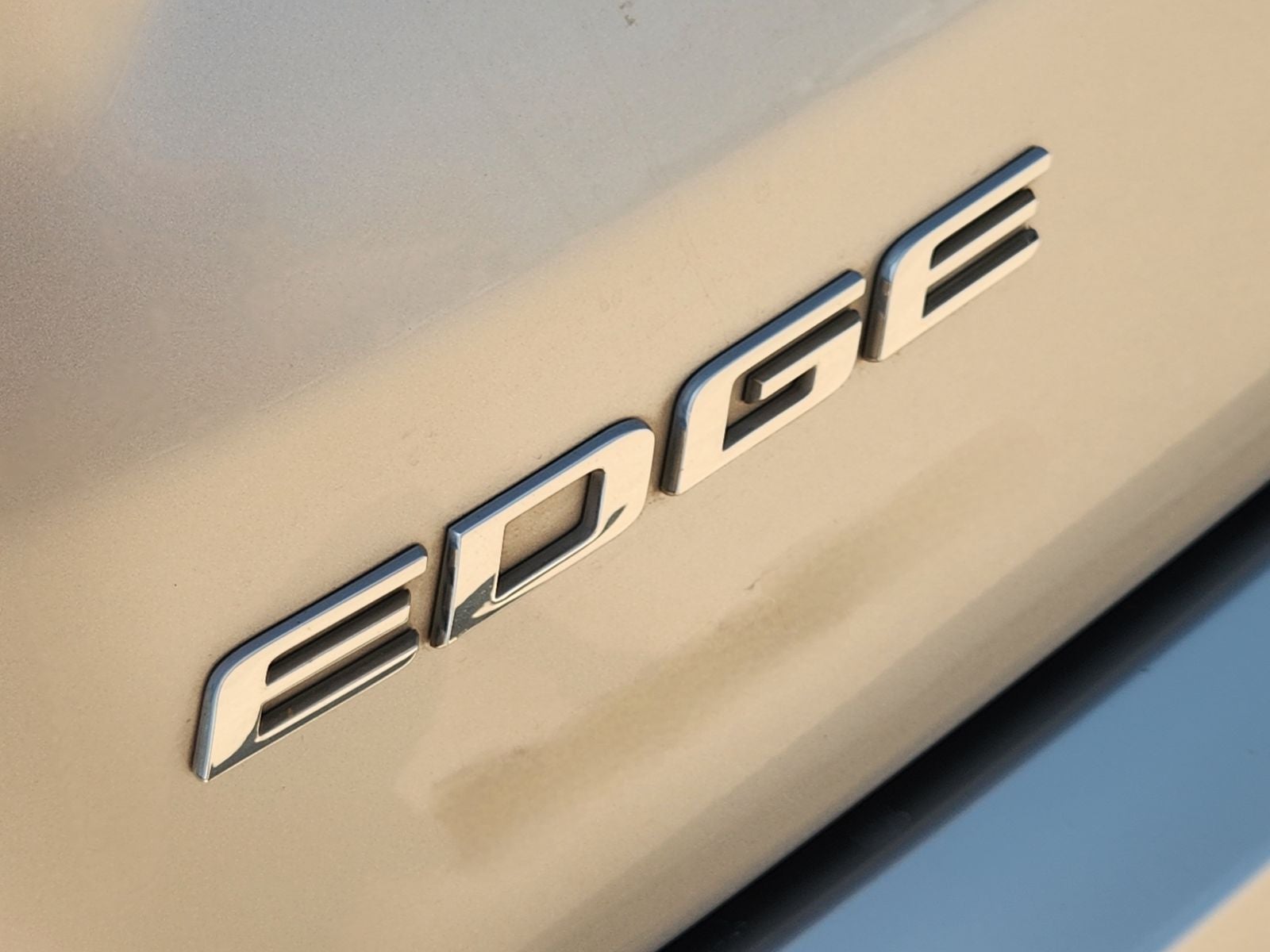2020 Ford Edge SE