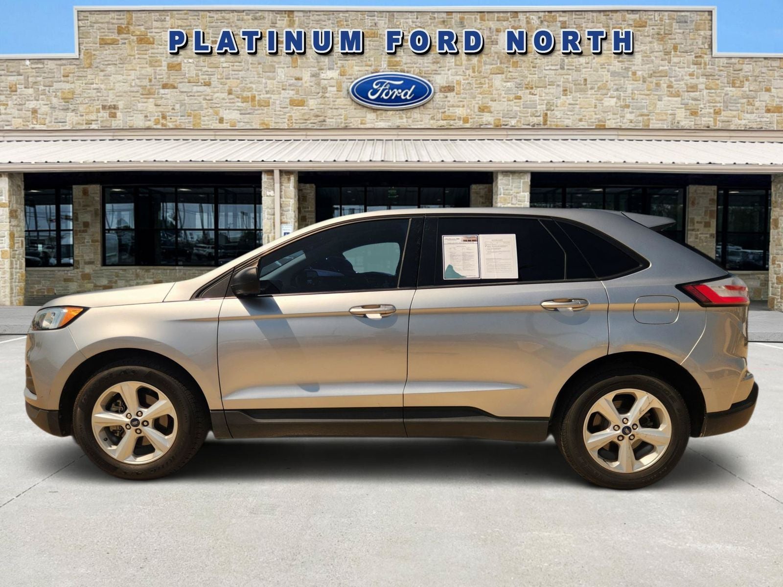 2020 Ford Edge SE
