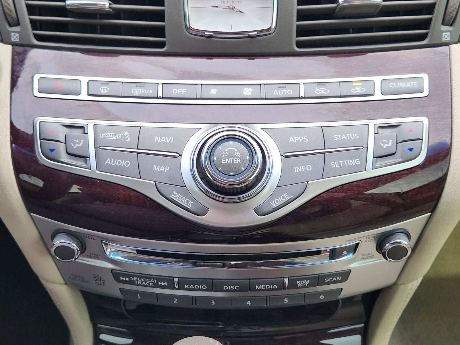 2018 INFINITI Q70L 3.7