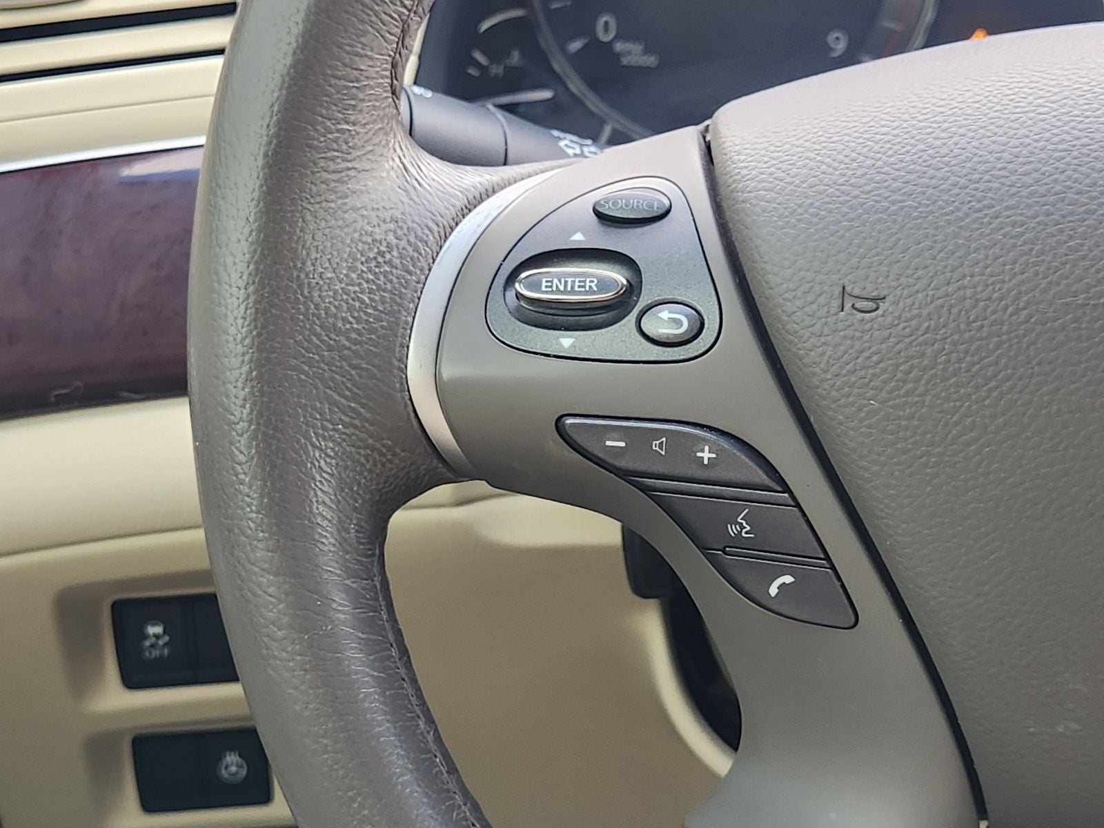 2018 INFINITI Q70L 3.7