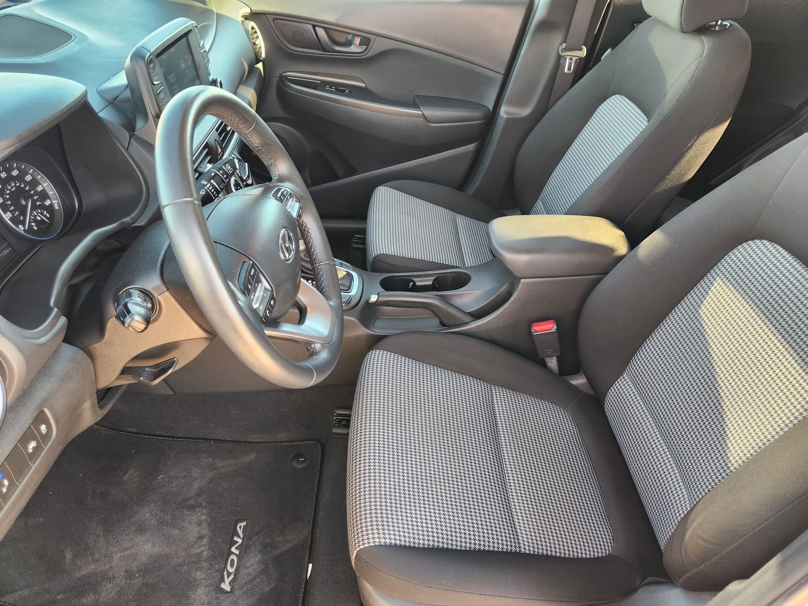 2020 Hyundai Kona SEL Plus