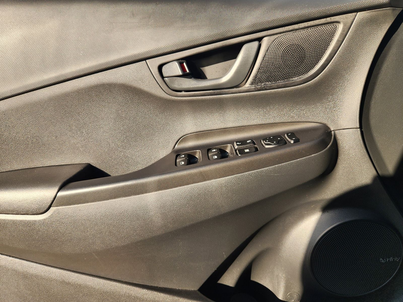 2020 Hyundai Kona SEL Plus