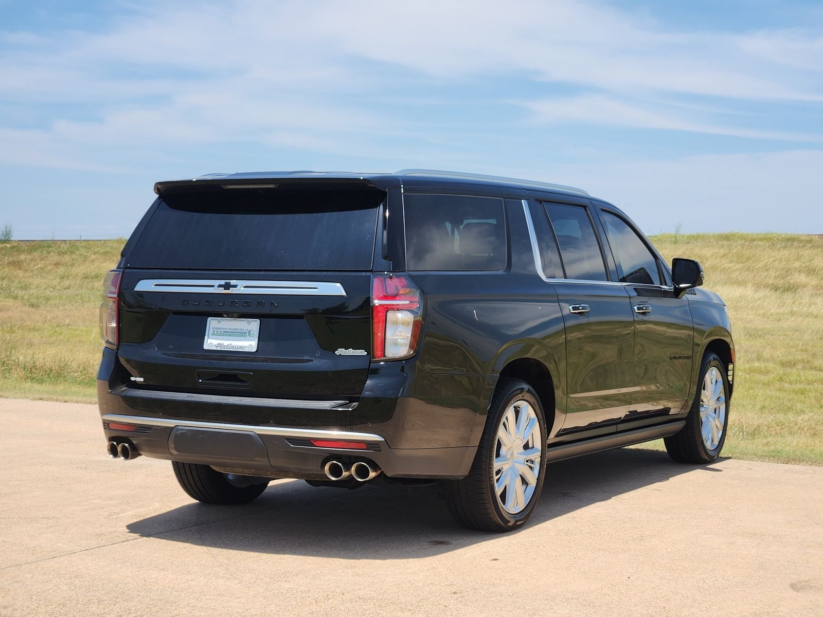 2022 Chevrolet Suburban High Country