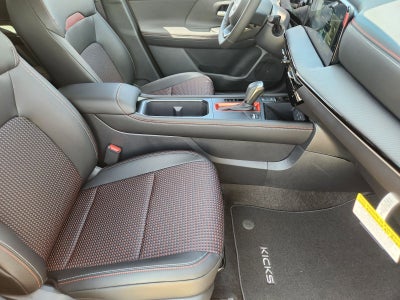 2025 Nissan Kicks SR