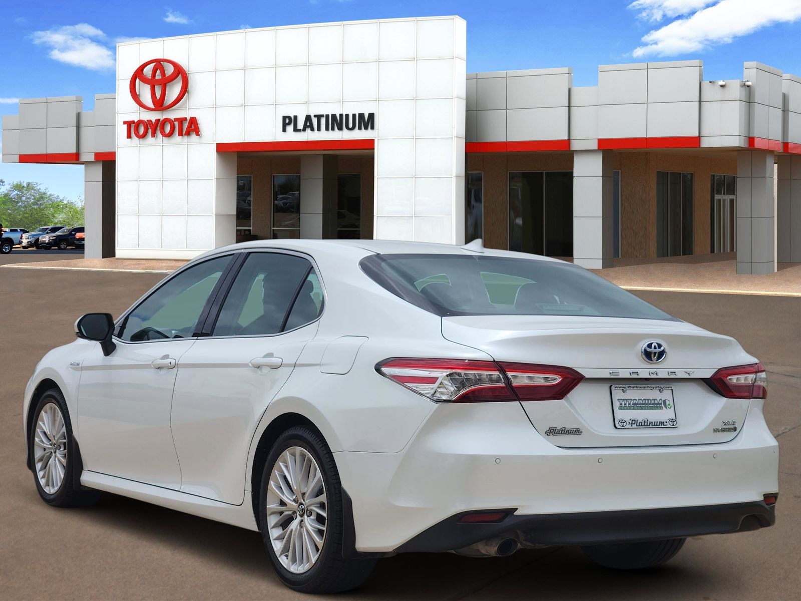 2018 Toyota Camry Hybrid XLE
