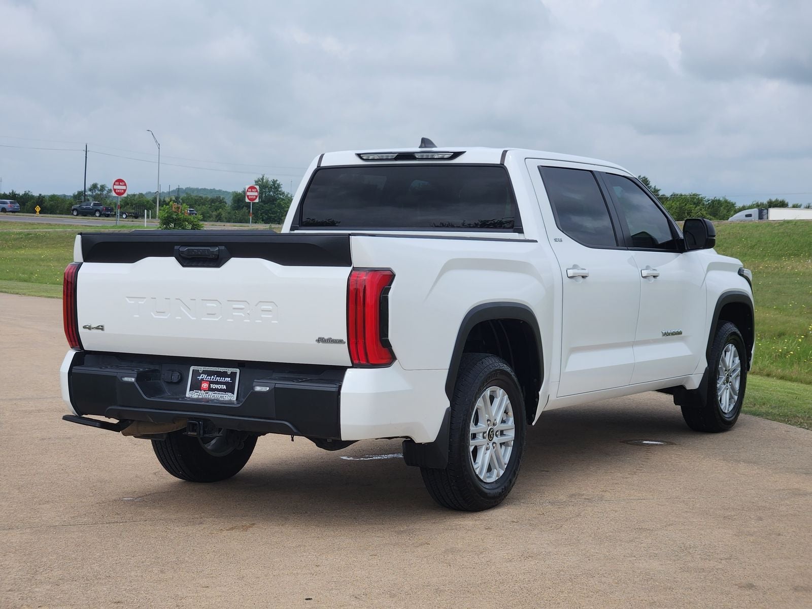 2024 Toyota Tundra SR5