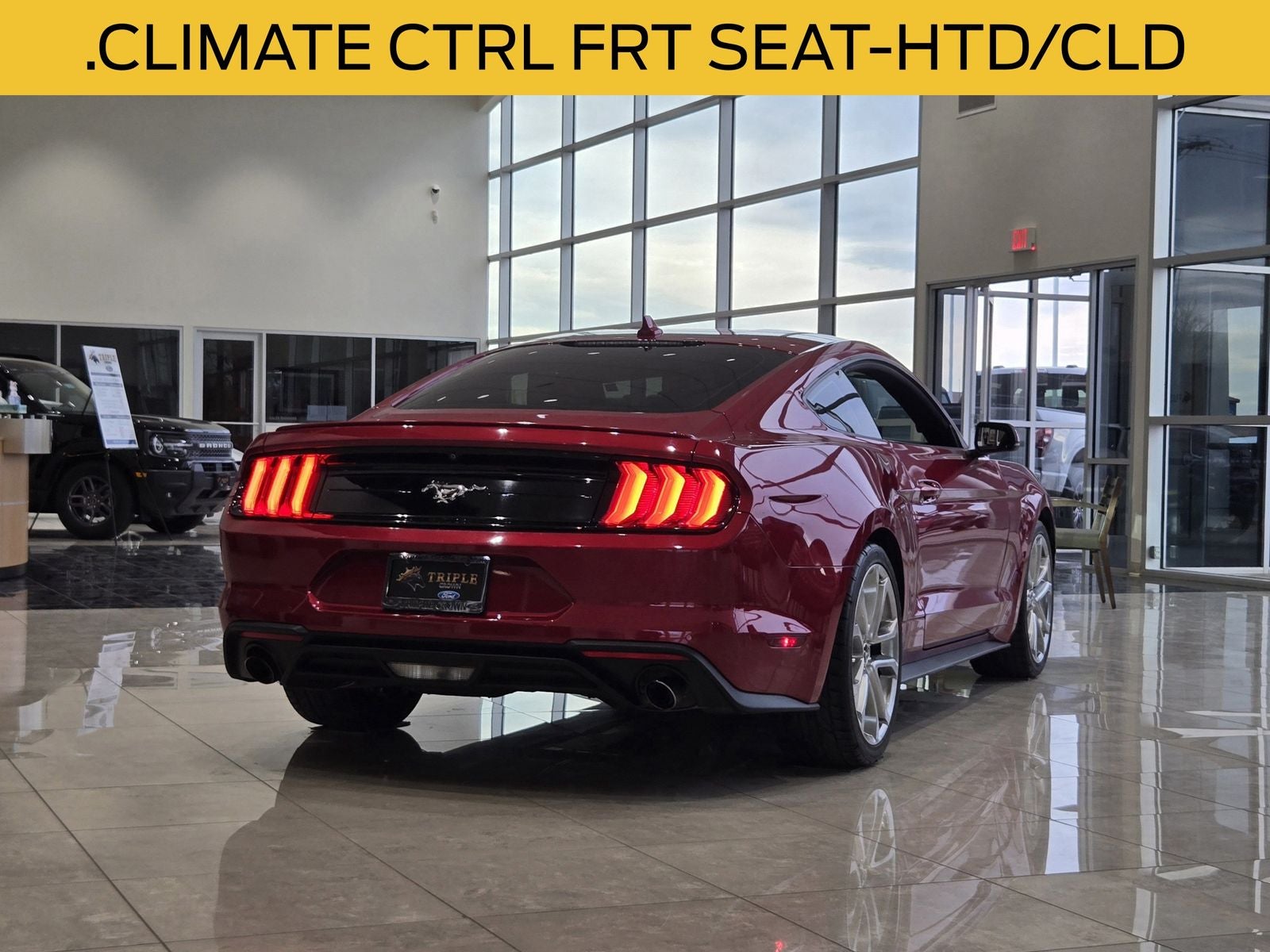 2022 Ford Mustang EcoBoost Premium