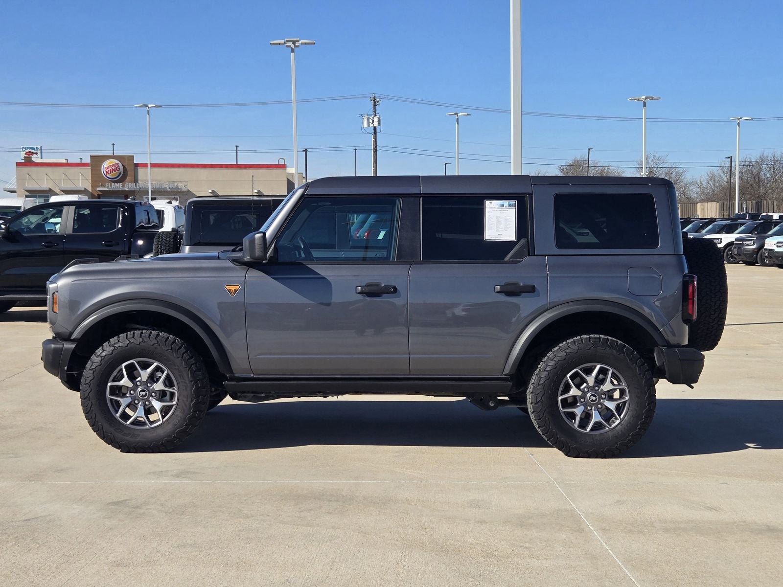 2025 Ford Bronco Badlands