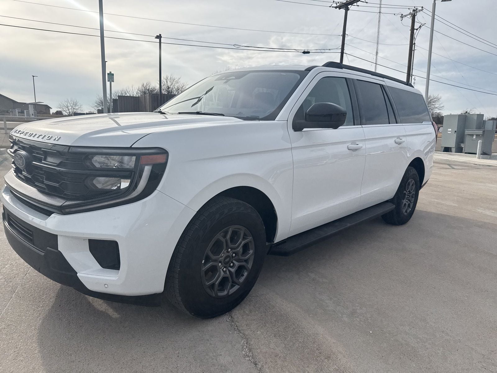 2025 Ford Expedition Max Active