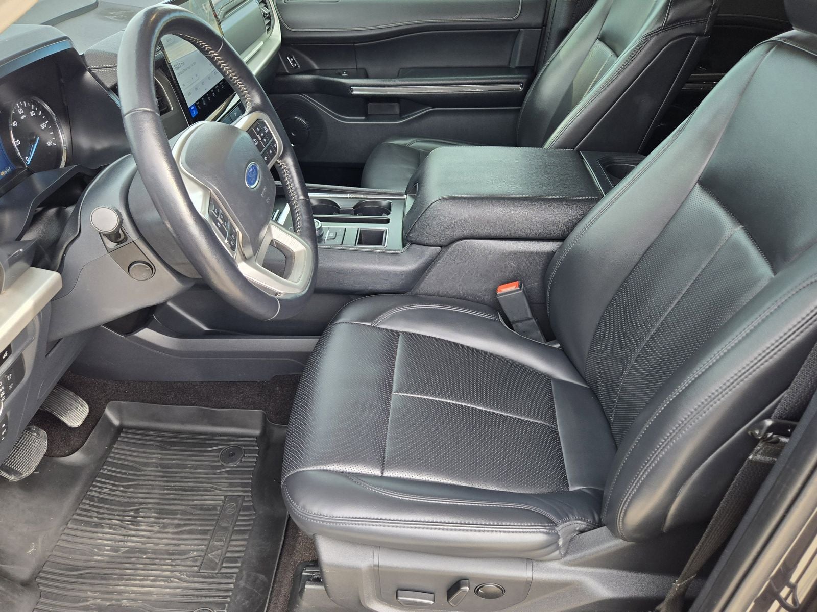 2022 Ford Expedition Max XLT