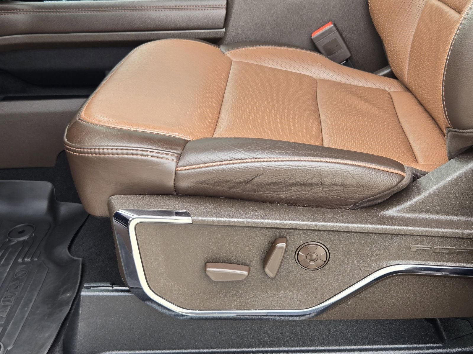 2025 Ford F-350SD King Ranch DRW