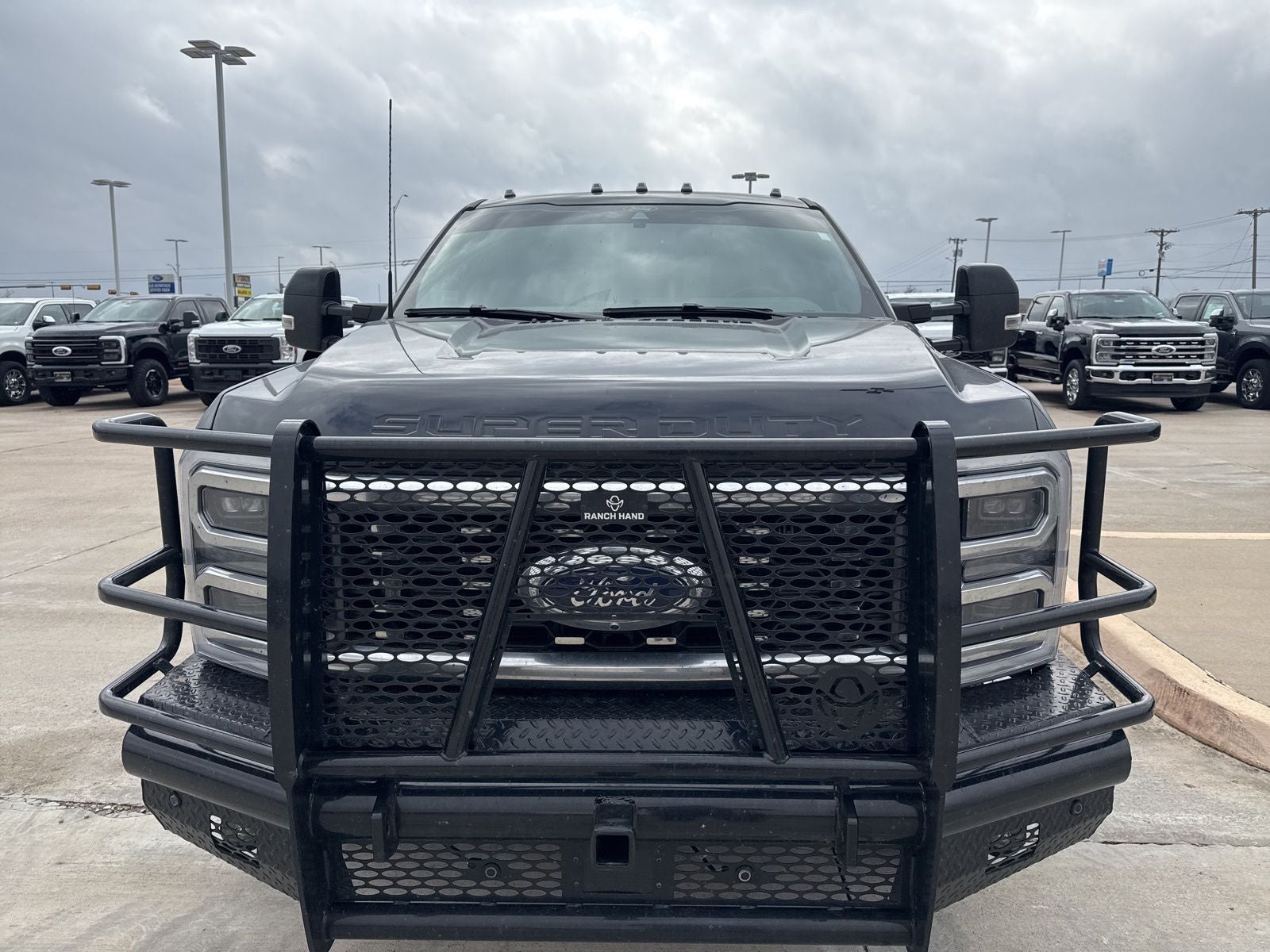 2025 Ford F-350SD Platinum DRW