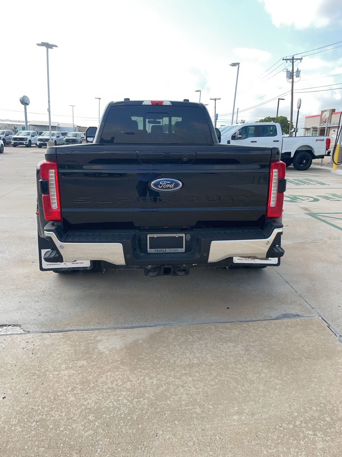 2024 Ford F-350SD Lariat DRW
