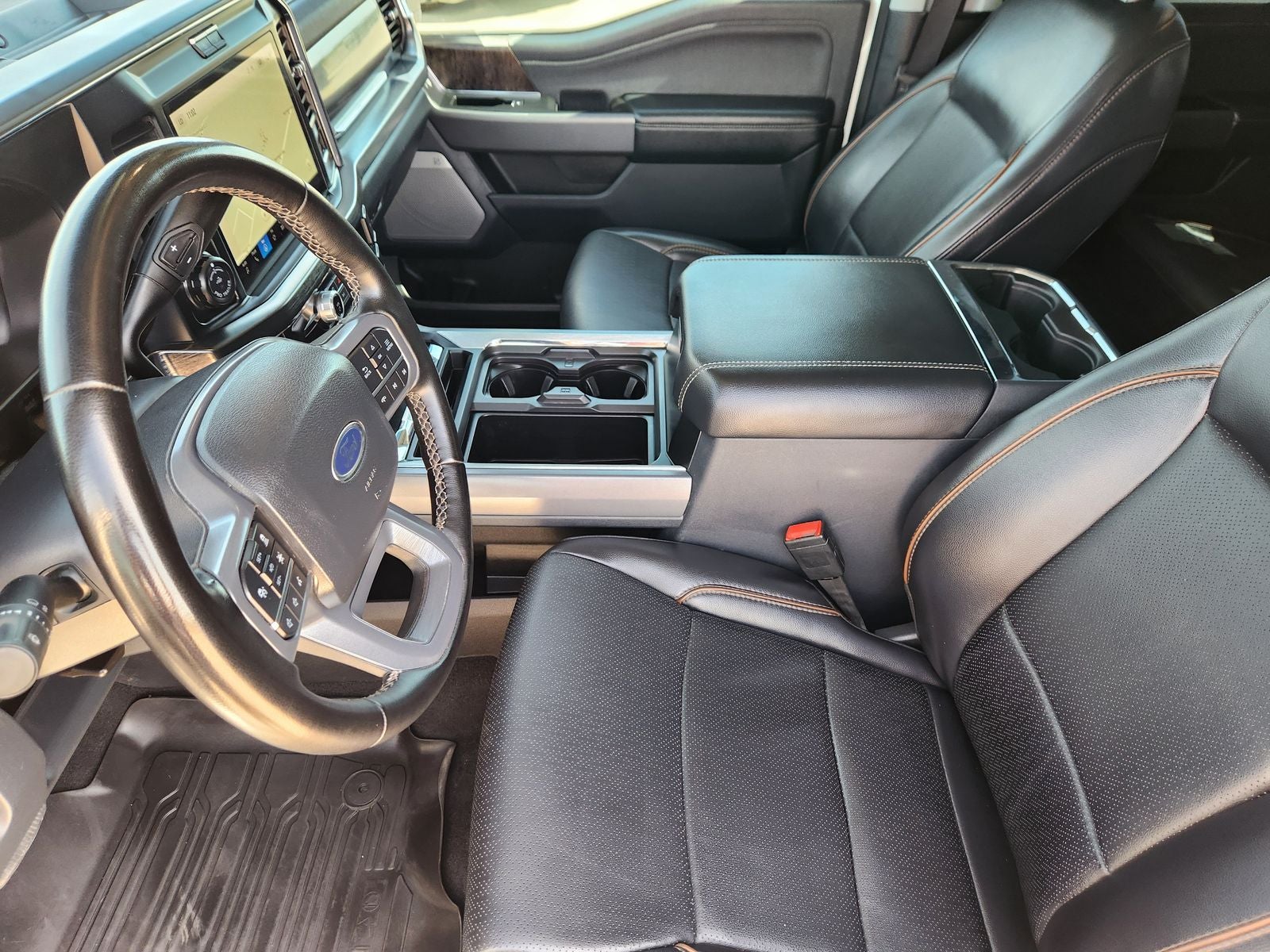2025 Ford F-350SD Lariat DRW