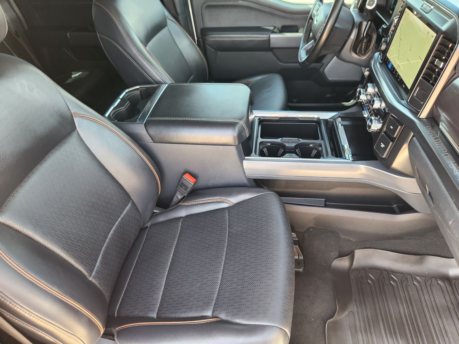 2025 Ford F-350SD Lariat DRW