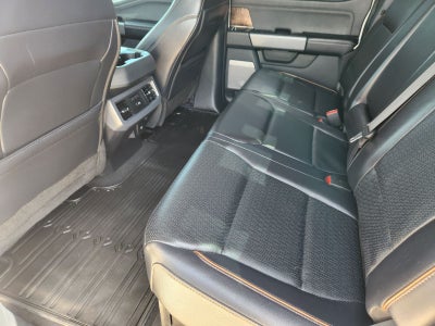 2025 Ford F-350SD Lariat DRW