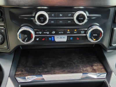2024 Ford F-350SD Lariat DRW
