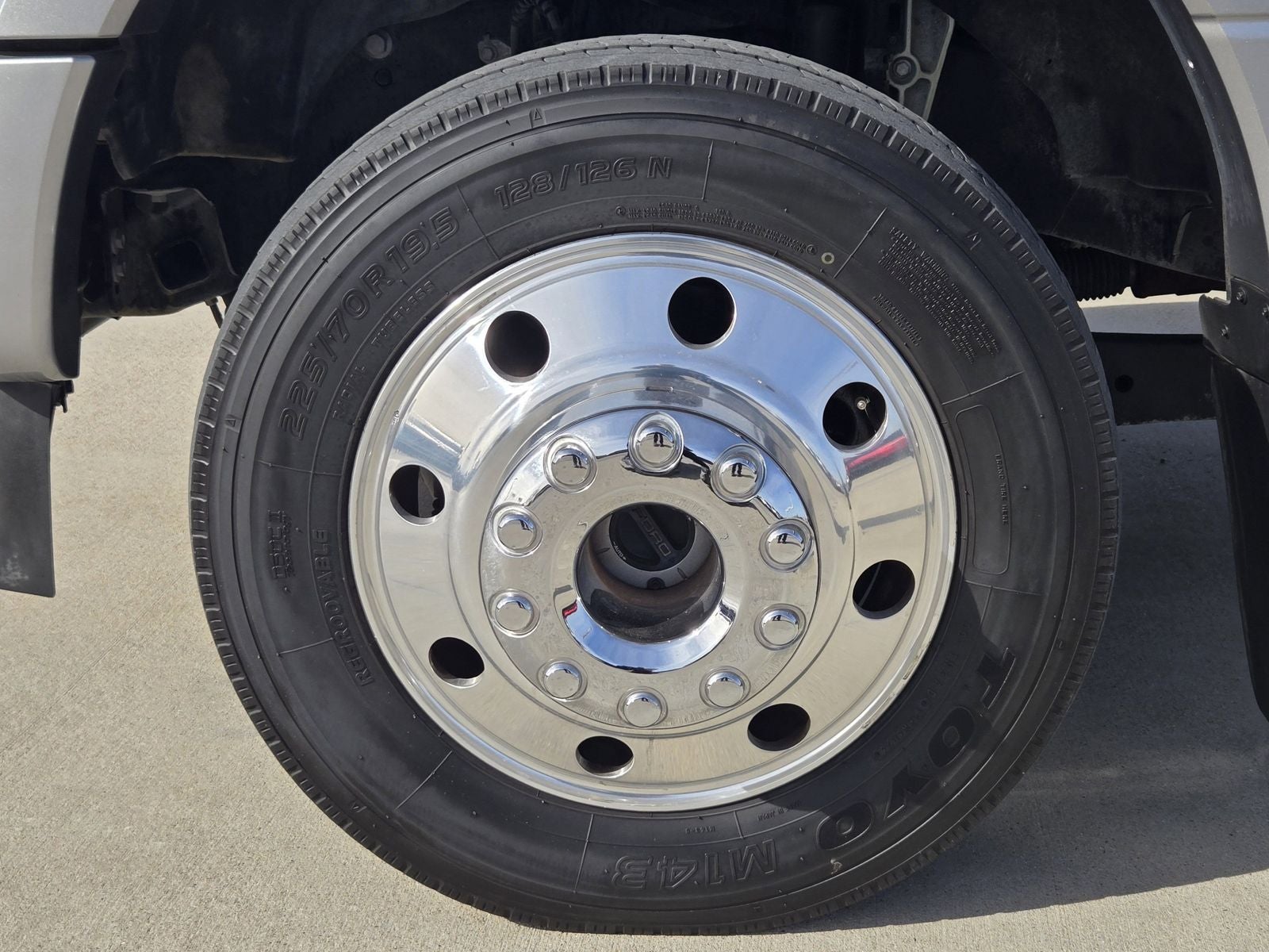 2022 Ford F-450SD Limited DRW