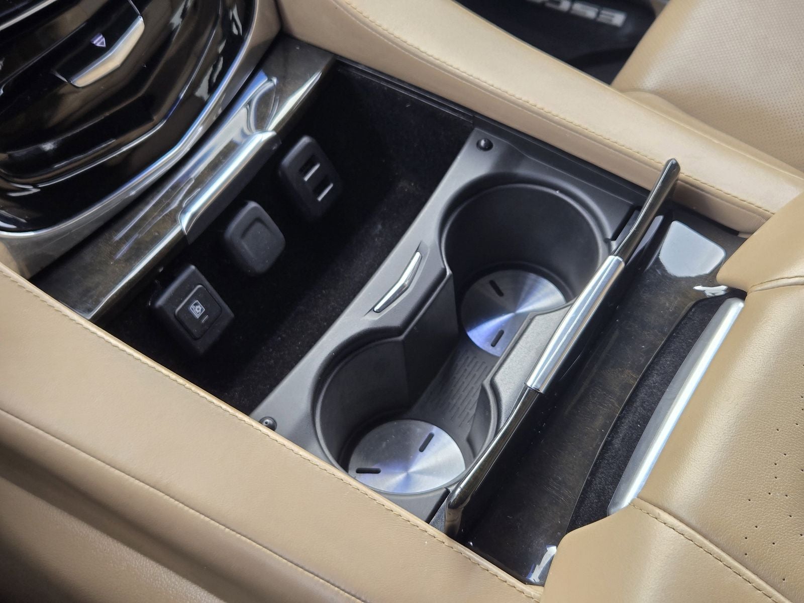 2018 Cadillac Escalade Platinum Edition